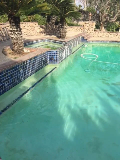 Turquoise family pool with soccer goal